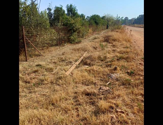 3,852M² VACANT LAND FOR SALE IN HENLEY ON KLIP